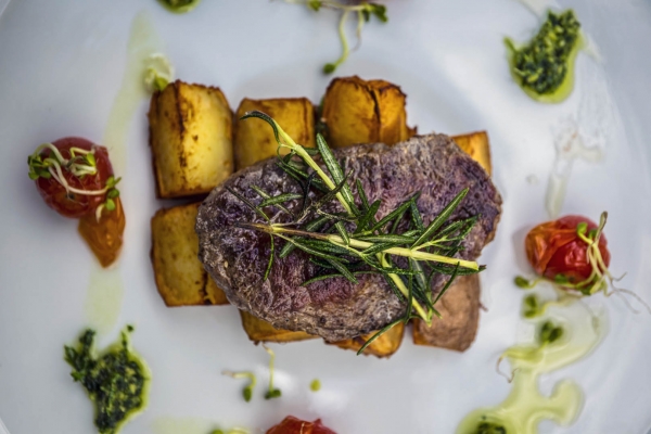 Nepomuki &Eacute;tterem